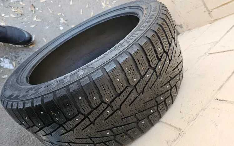 Продам зимнюю резину для джипа NOKIAN TYRES KAPELIITTA 7 295 40 R21