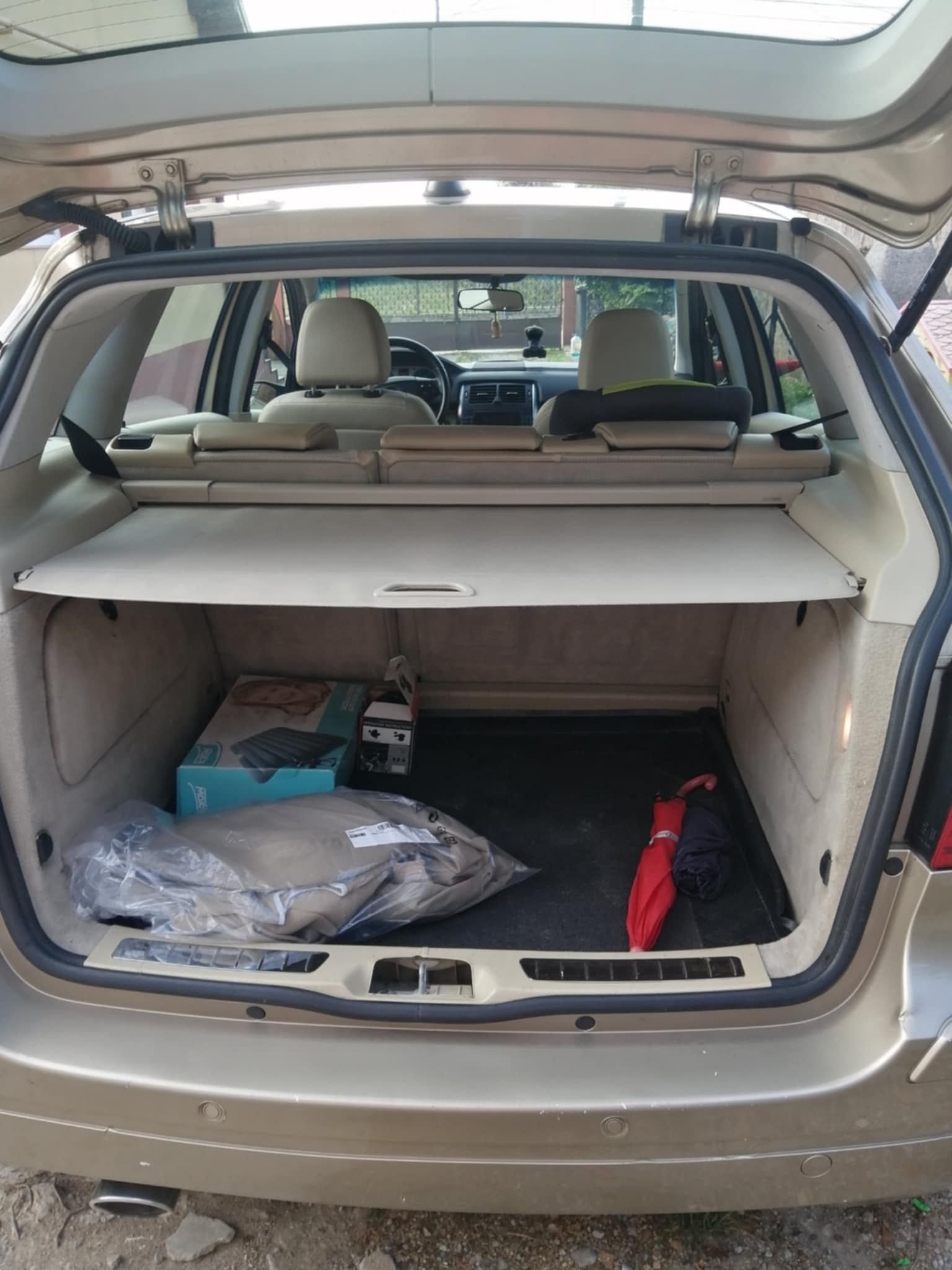 Vând Mercedes  B class automat