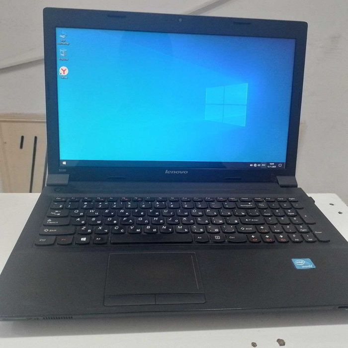 Lenovo B590 Noutbuk sotiladi