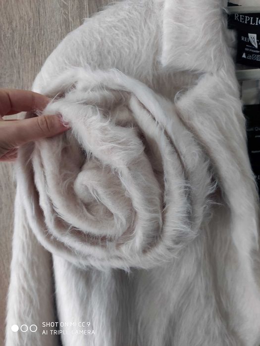 Replica Moda ново с етикет палто Magda Fur с роза