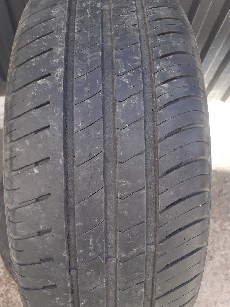 205/60R16 2штг Hankook