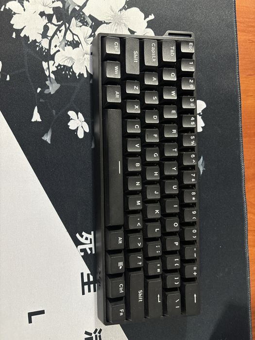 Клавиатура магнитно-механичиски