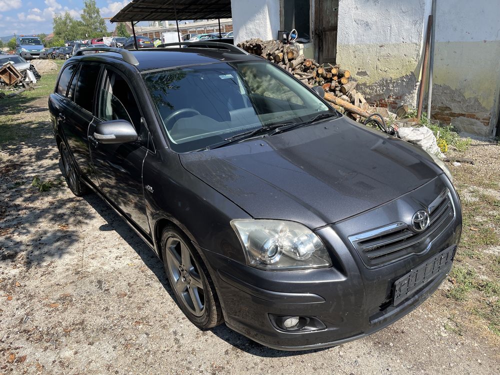 На Части Toyota Avensis t180 2.2 D-Cat 177к.с 2007г