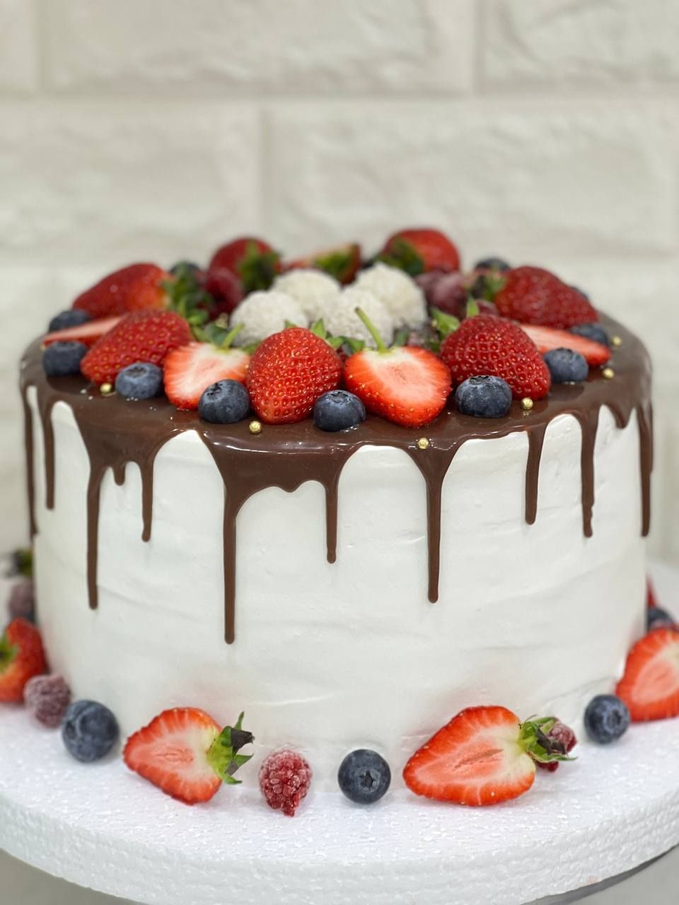 Tort fruktoviy chiz kremli 400min
