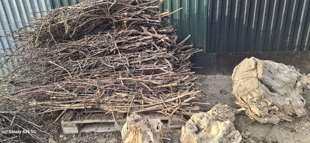 Срочно отдам  на розжиг дрова
