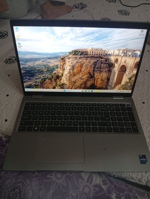 Leptop HP latitude 5531 vpro i7