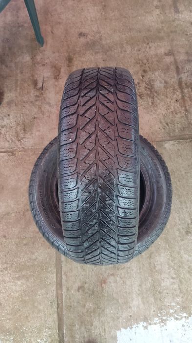 Cauciucuri de iarna 195 60 r15