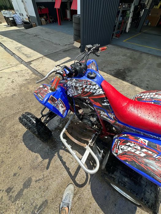 Yamaha Raptor 660R