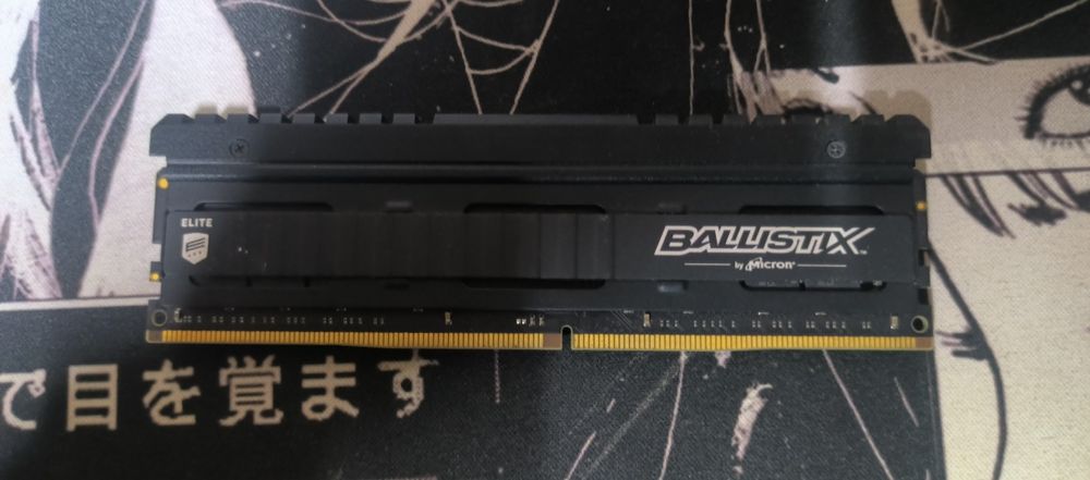 Продам оперативку 8 гб договорная цена