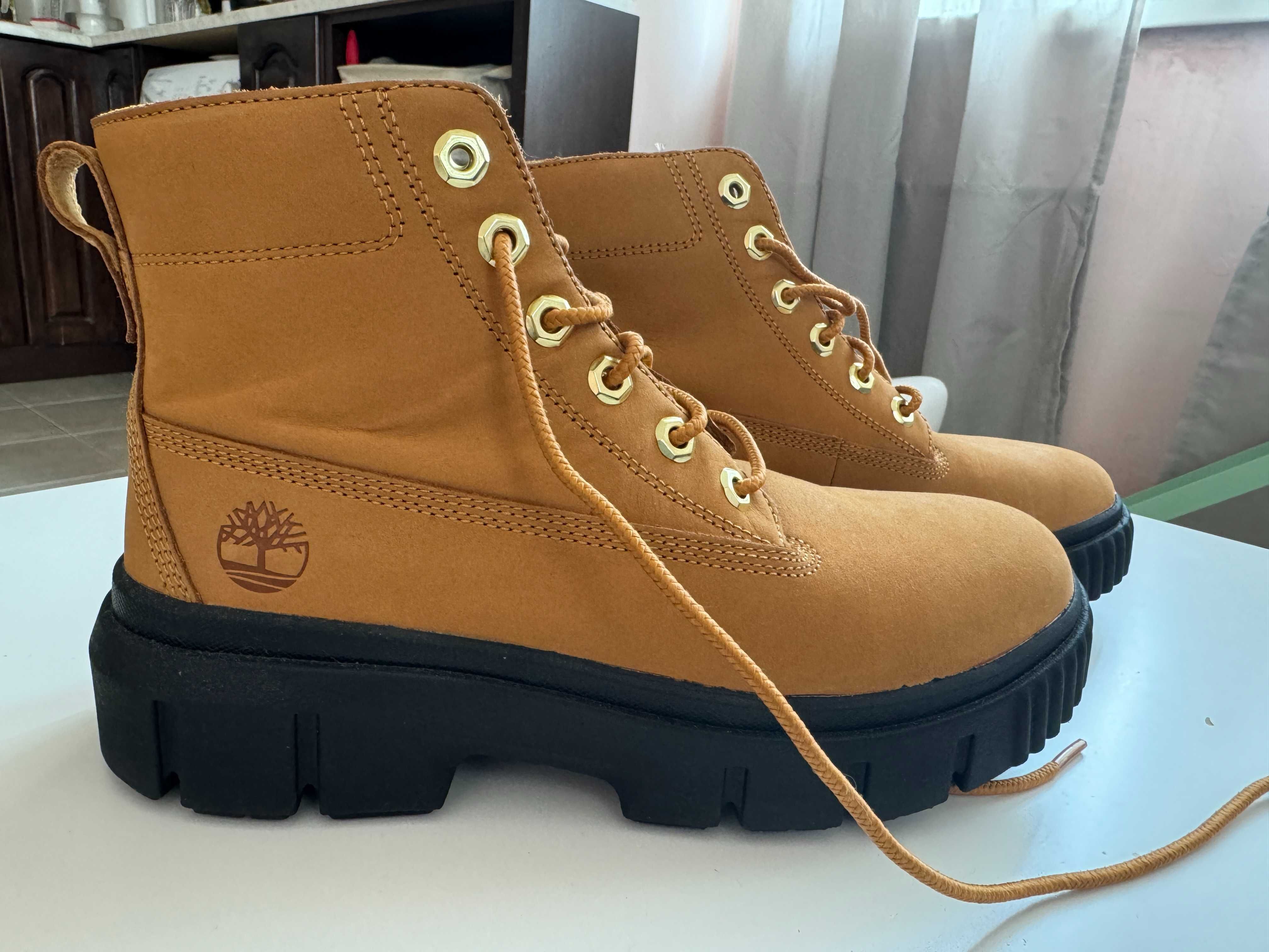 Нови обувки Timberland