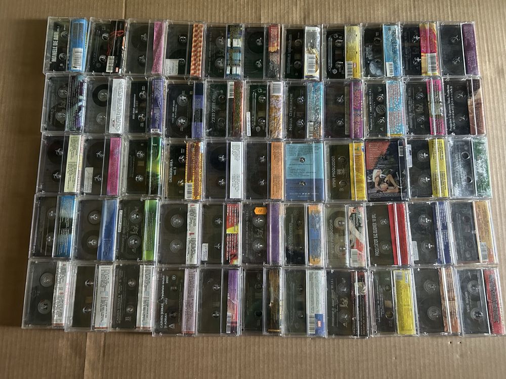 Lot 50 casete audio Manele