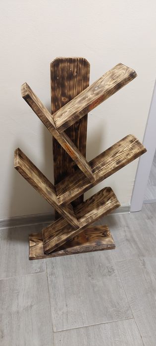 Дървена поставка за книги