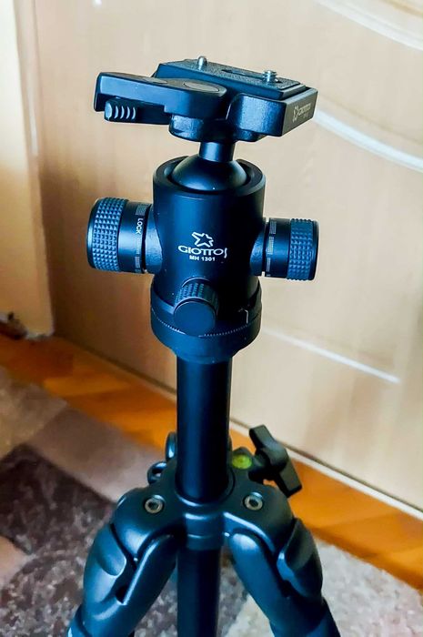 Trepied Cullmann Magnesit 525M in stare impecabila