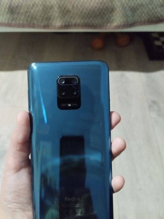 Продам смартфон Redmi note 9s