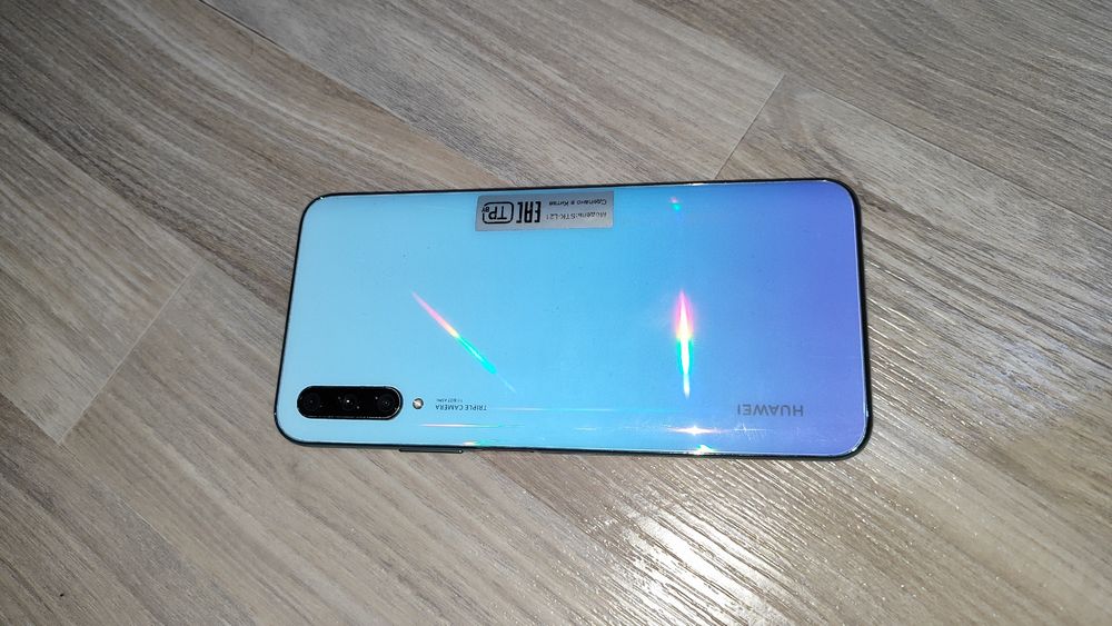 Телефон Huawei P Smart Pro