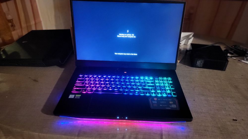 Култовият лаптоп MSI Titan GT76 с компоненти на Desktop настолен PC