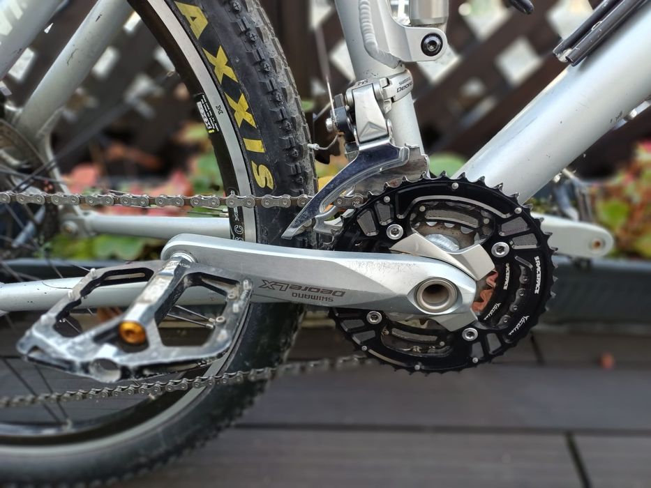 Vând bicicleta Giant