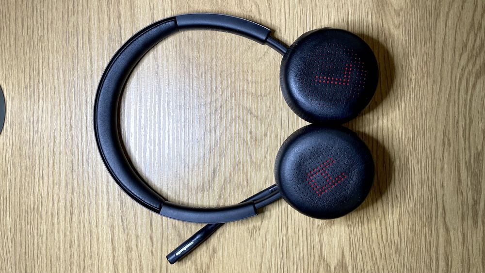 Слушалка Plantronics Voyager