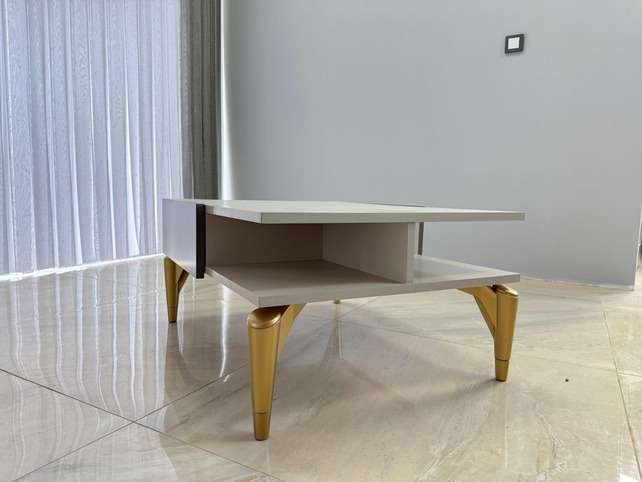 Холна маса / маса за кафе