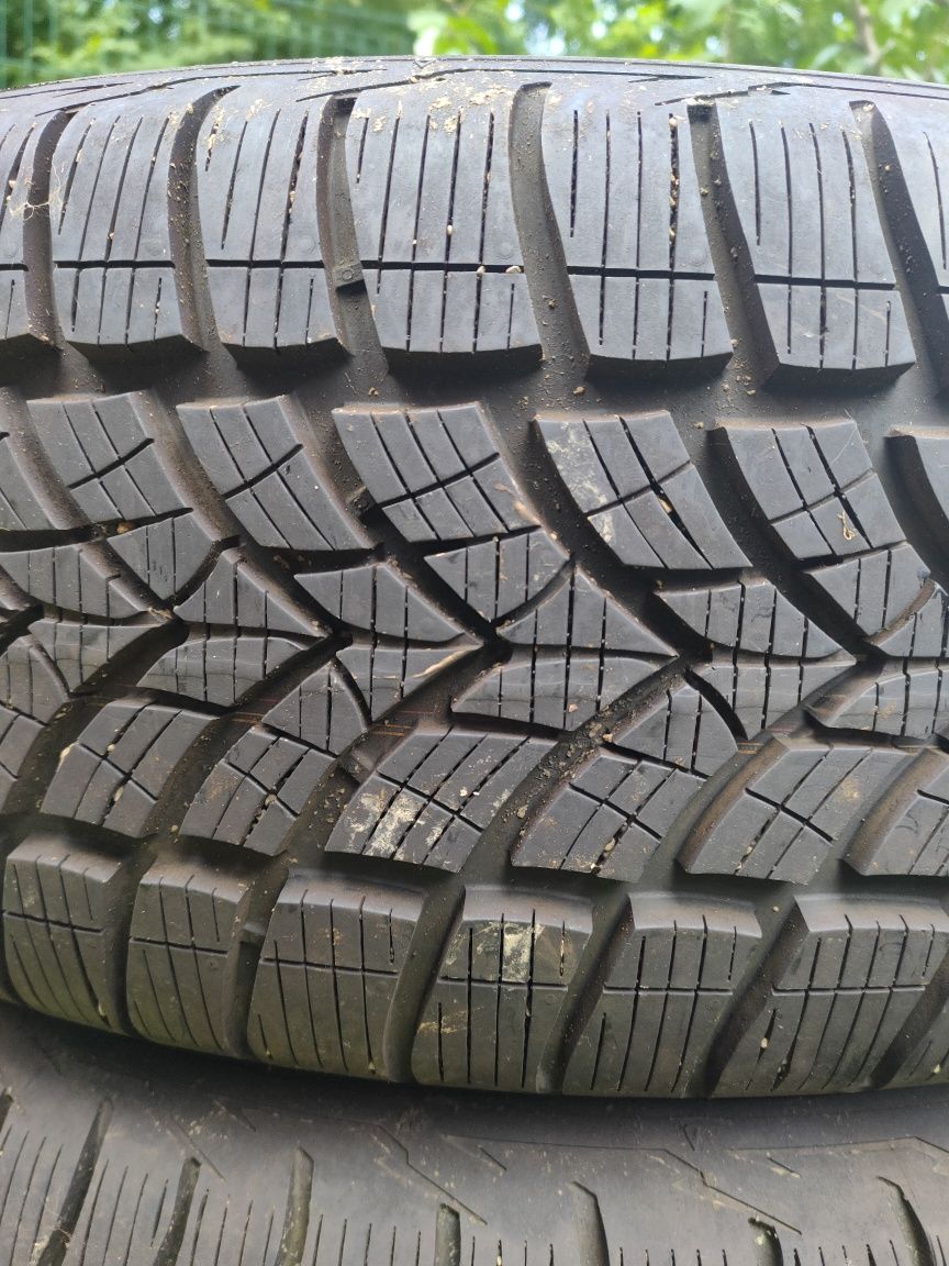 Anvelope iarna 235/60/R18-107H
