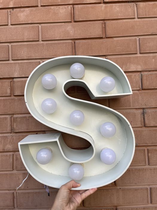 Буквы из пвх с лампочками