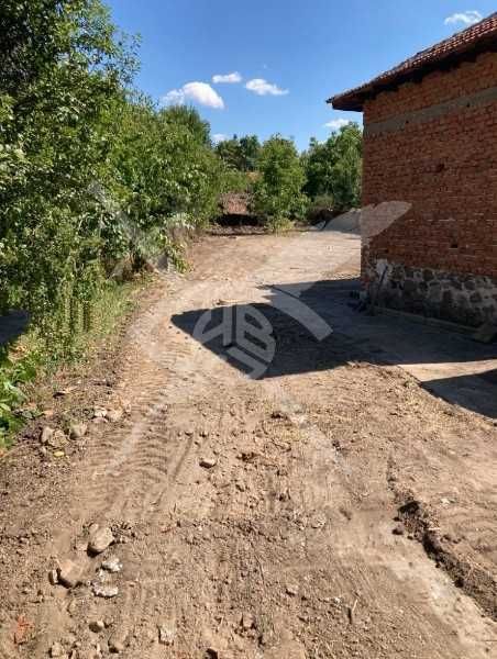 Къща в село Православие!