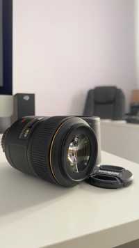 Nikon AF-S VR Micro-Nikkor 105mm f/2.8G IF-ED  1800 de lei (NOU)