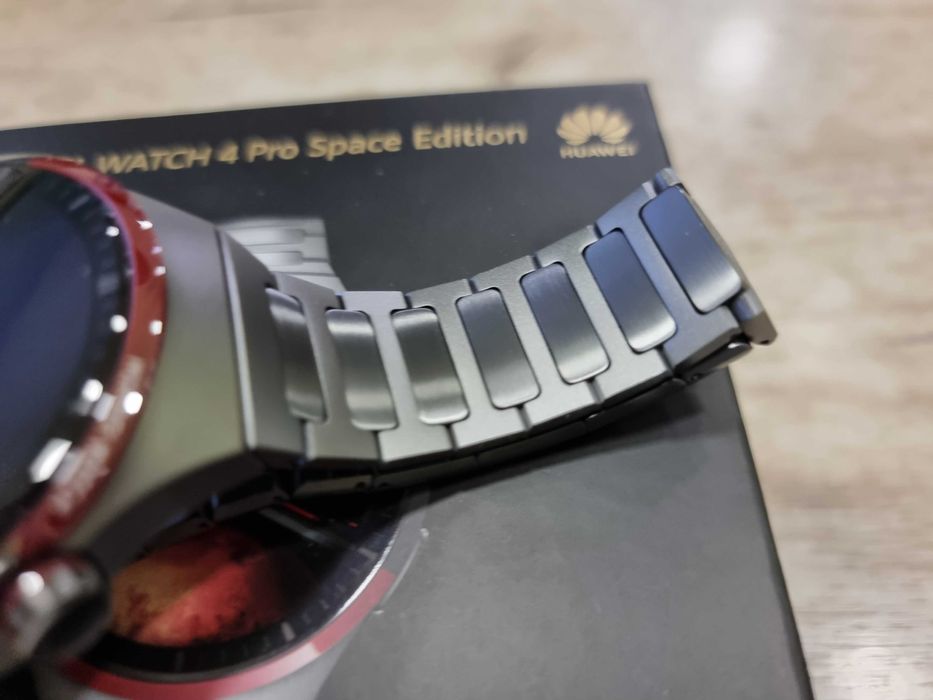 Huawei Watch 4 Pro Space Edition