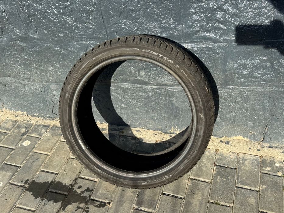 Vand 4 cauciucuri de iarna