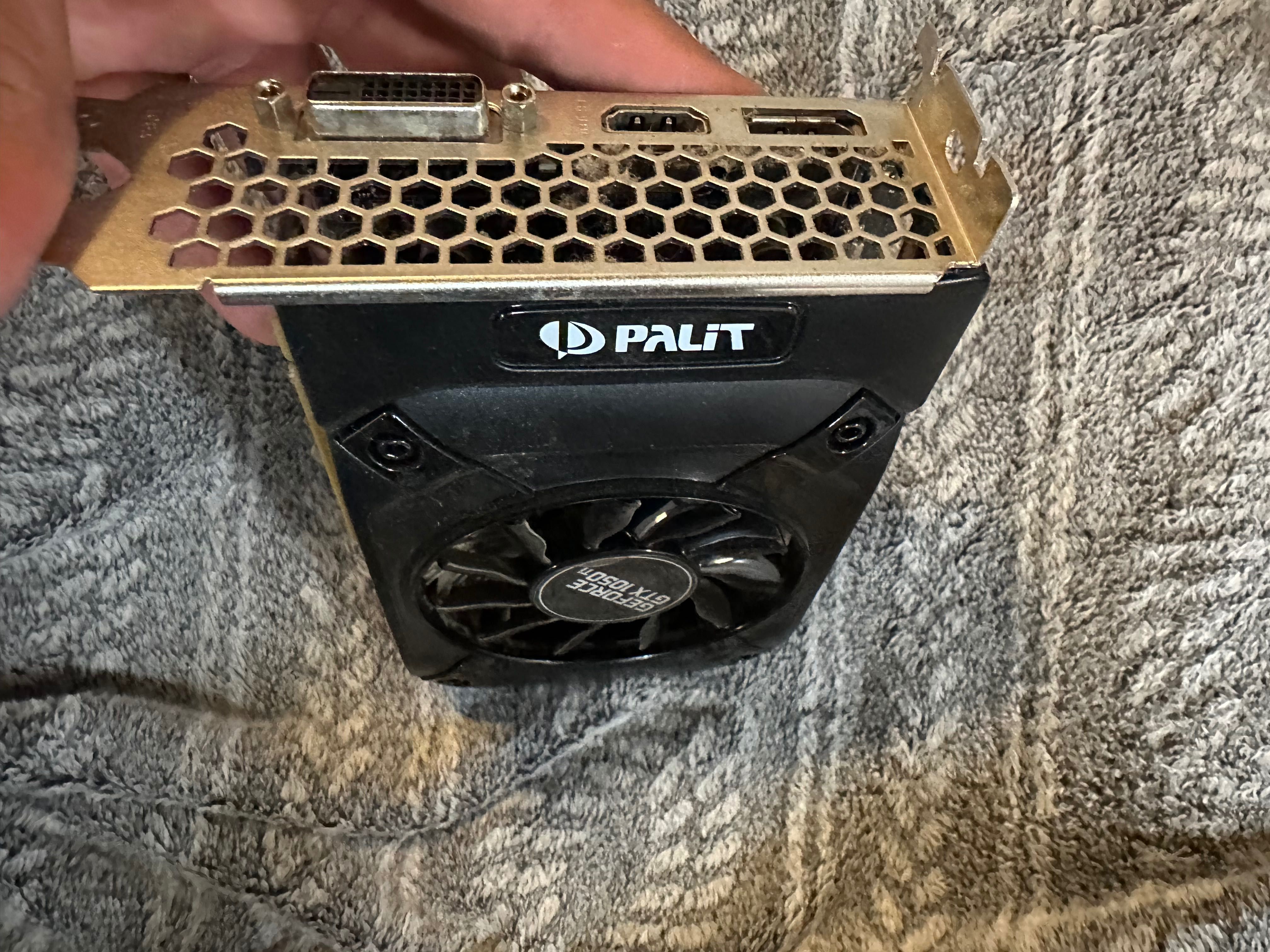 Palit GEFORCE GTX 1050ti и 2 х 8 RAM Памет - hyperX