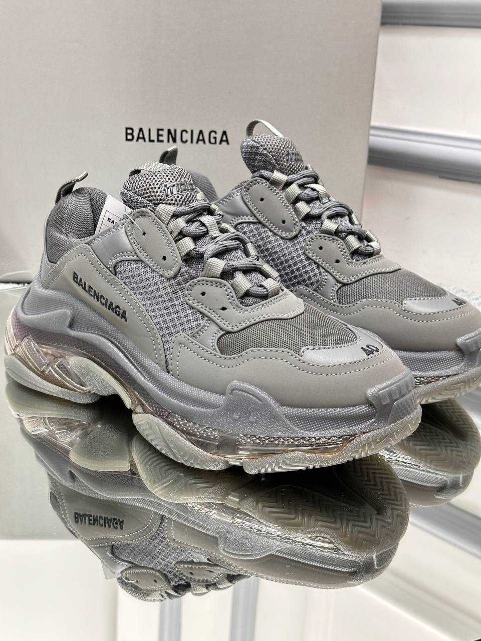 Balenciaga triple S