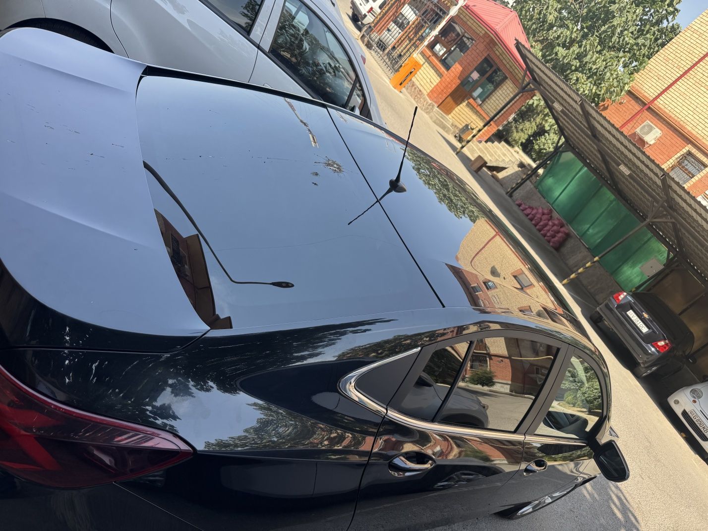 Onix premier 2 turbo AT pilus sotiladi