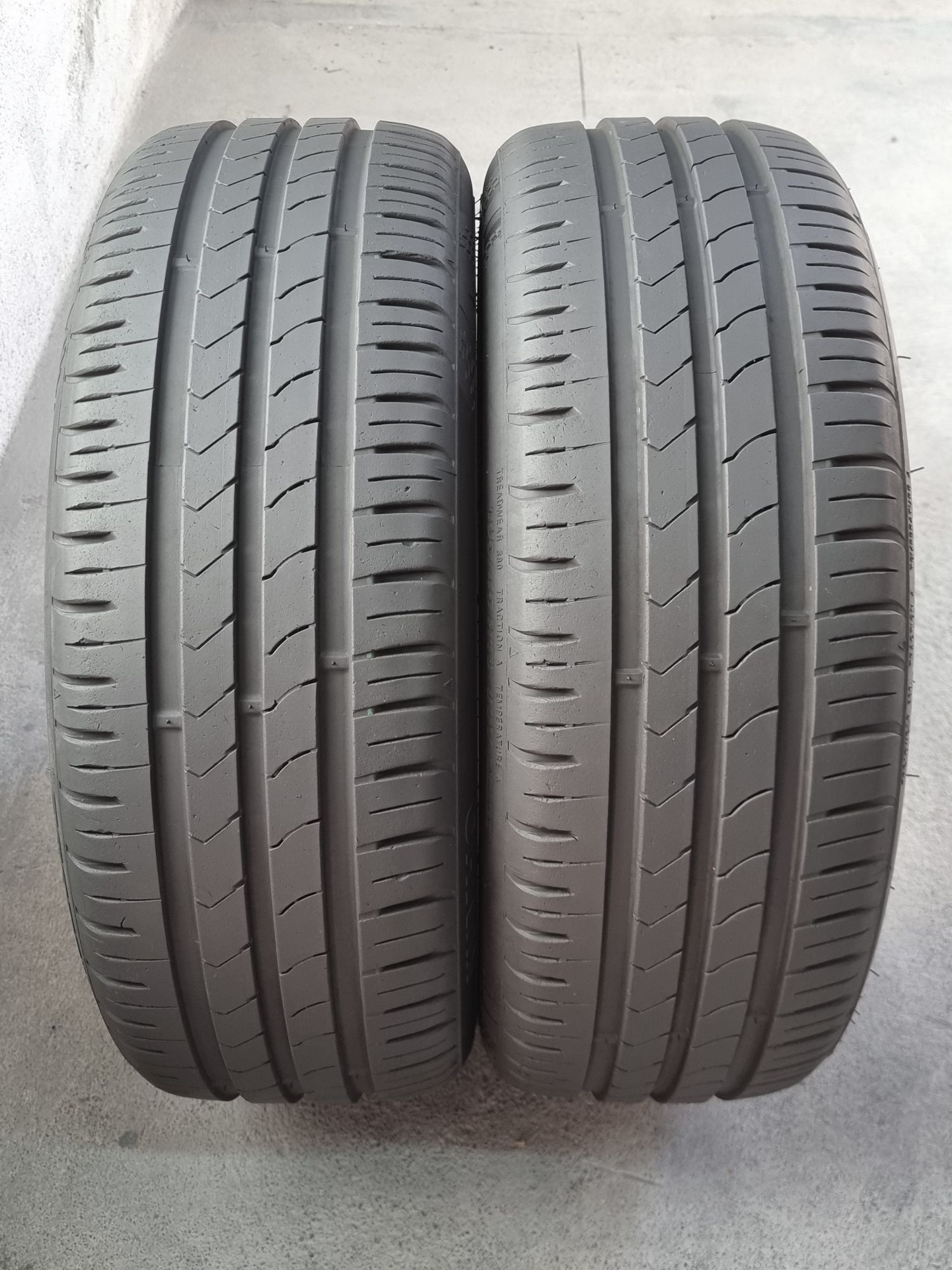 195/45/16 Kumho 2Броя: 120лв 6.5мм