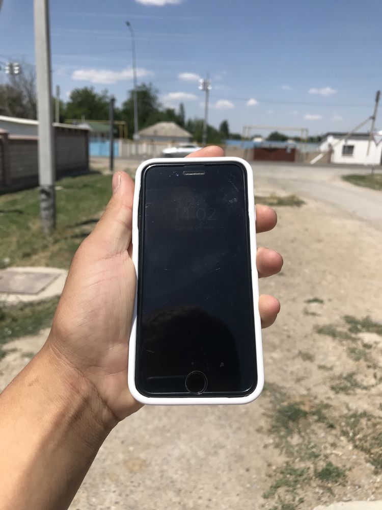 iPhone 7 память: 256 гб