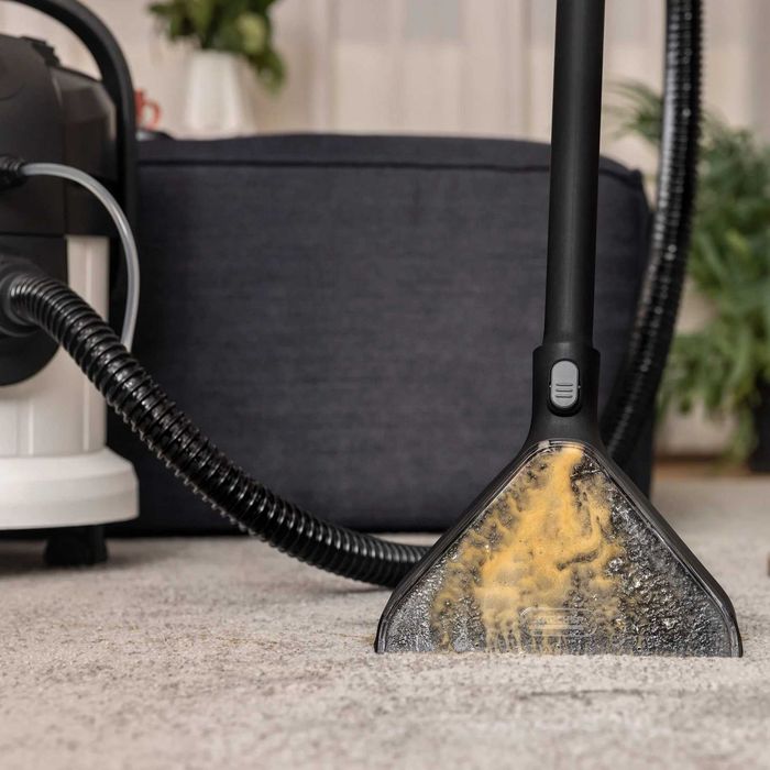 Curatare canapele si tapiterii auto la domiciliu