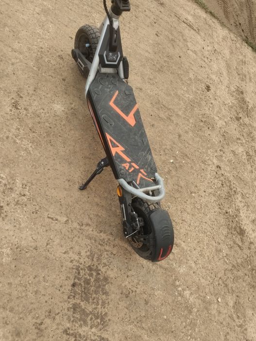 Vând trotinetă electrică kukirin A1