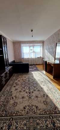 Продам 3-х комнатную квартиру в центре Боровое