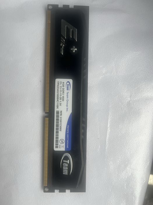 Memorie ram pc in stare foarte buna 4 gb Ddr 3