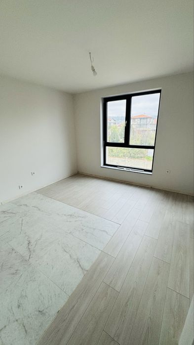 Продава се Двустаен апартамент в Варна, Виница - 52 кв.м за 2500 €/кв.м - Снимка #4