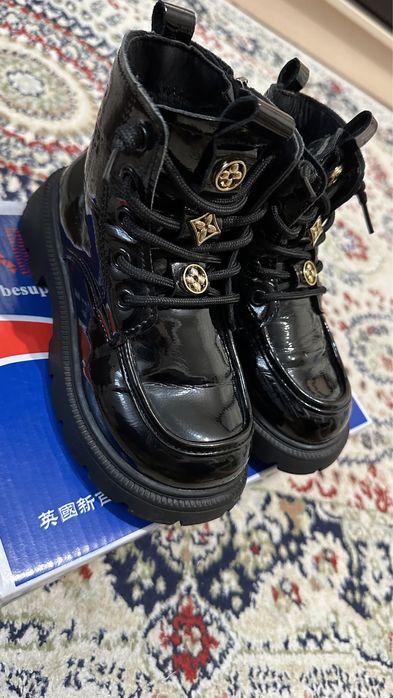 Детская обувь для девочки