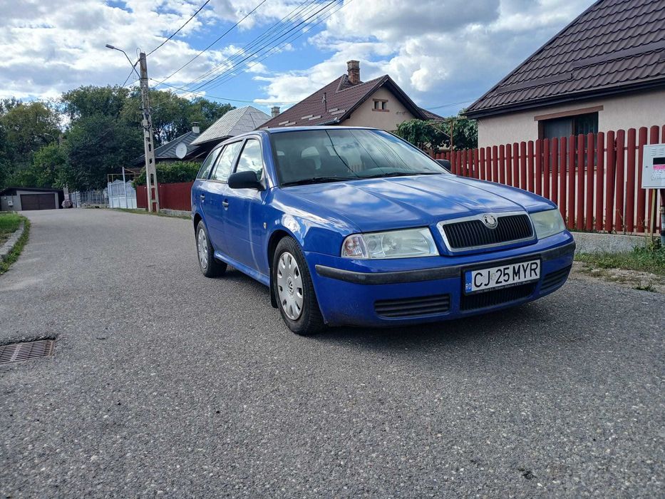 Vand Skoda Octavia 1.6 benzina
