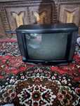Televizor sotiladi