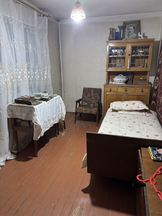 Продается квартира чиланзар 24 квартол 2 комнотная