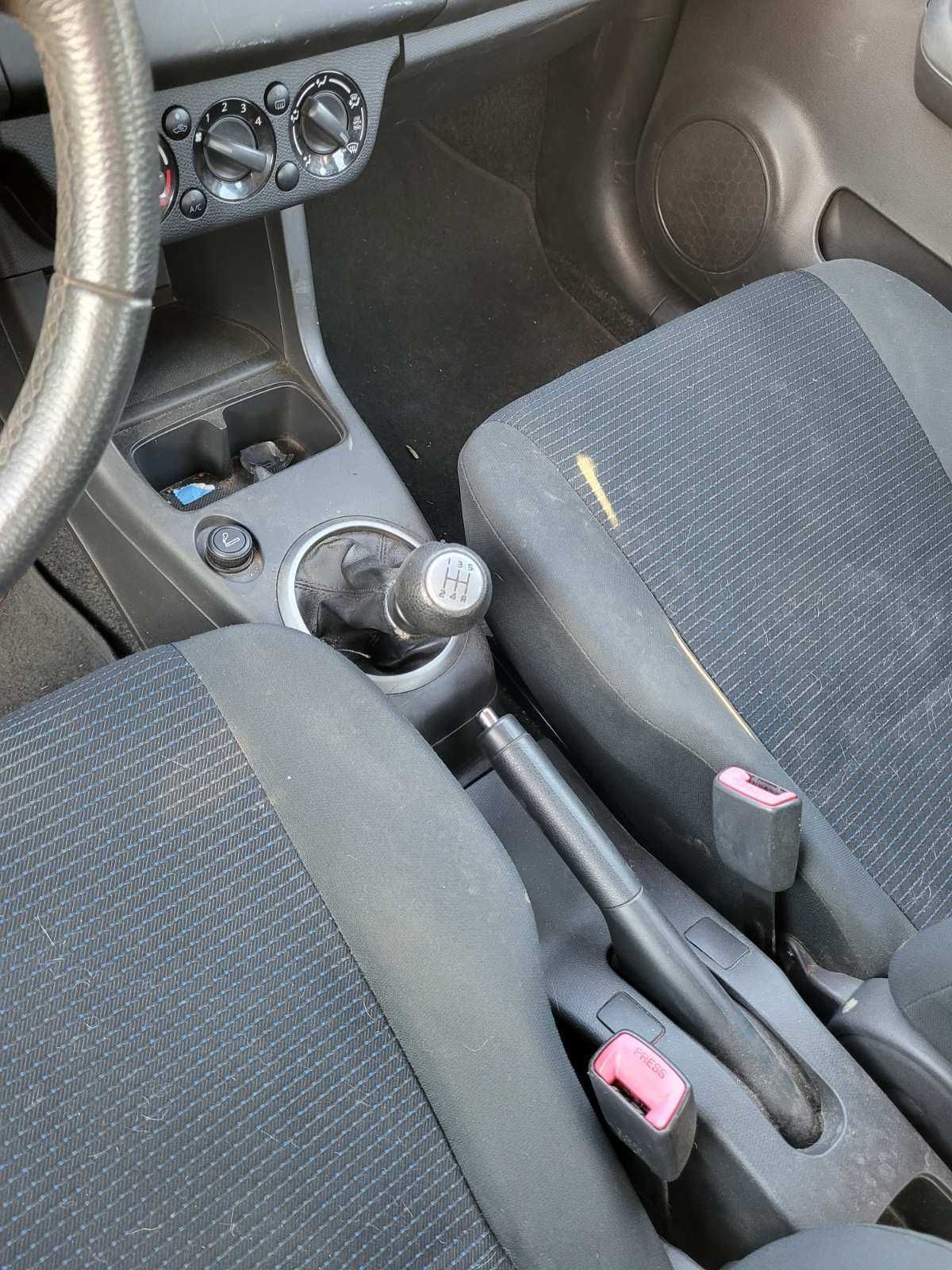 Suzuki Swift 1,3i , Сузуки Суифт на части!
Март 2008