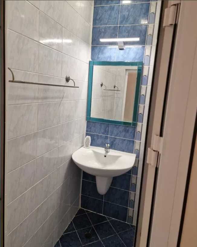 Продава се Тристаен апартамент в София, Толстой - 64 кв.м за 2235 €/кв.м - Снимка #12