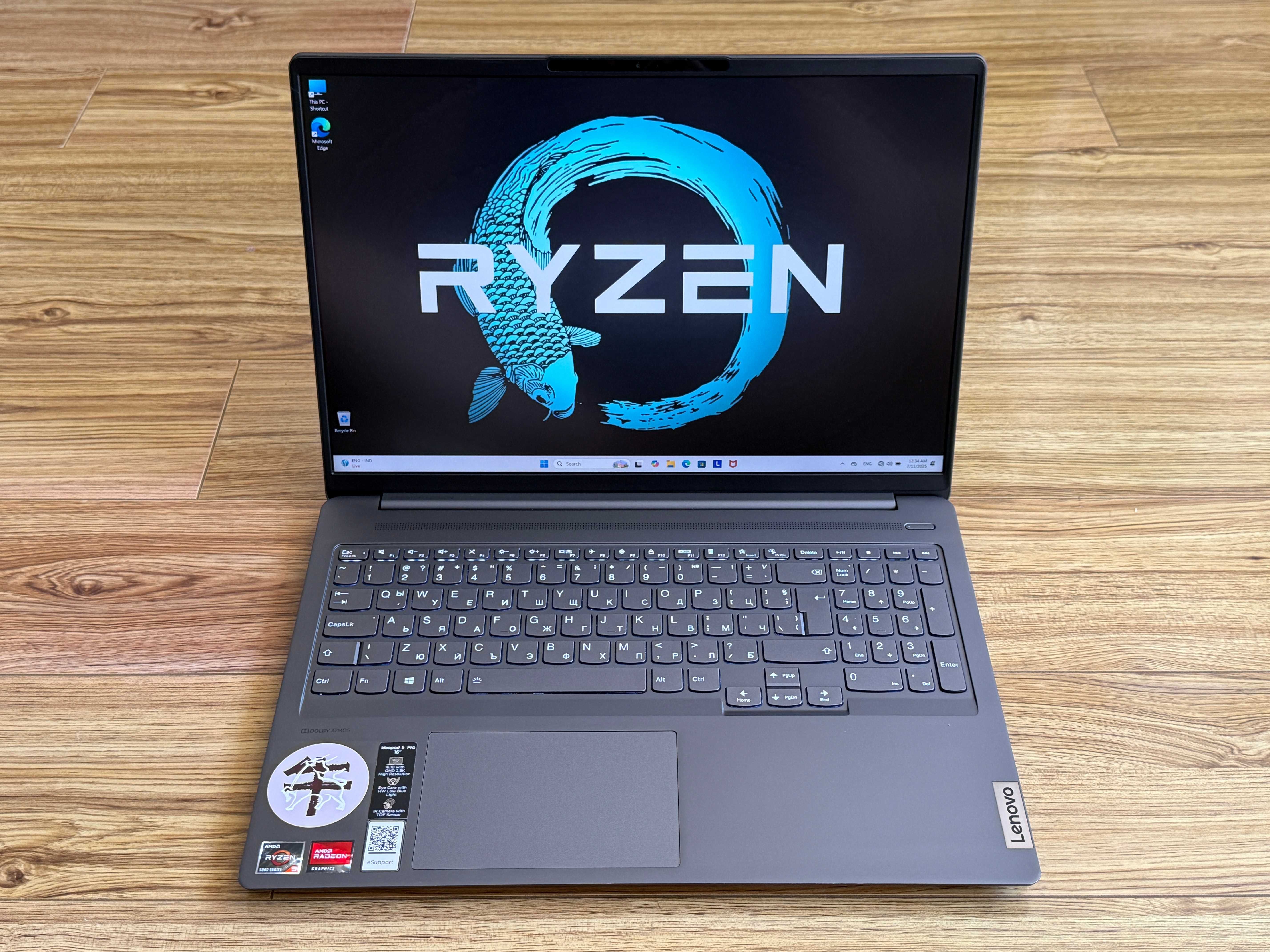 16`Lenovo Creator`Ryzen 9-5900HX/RTX 3050/32GB RAM/1TB SSD/2560x1600