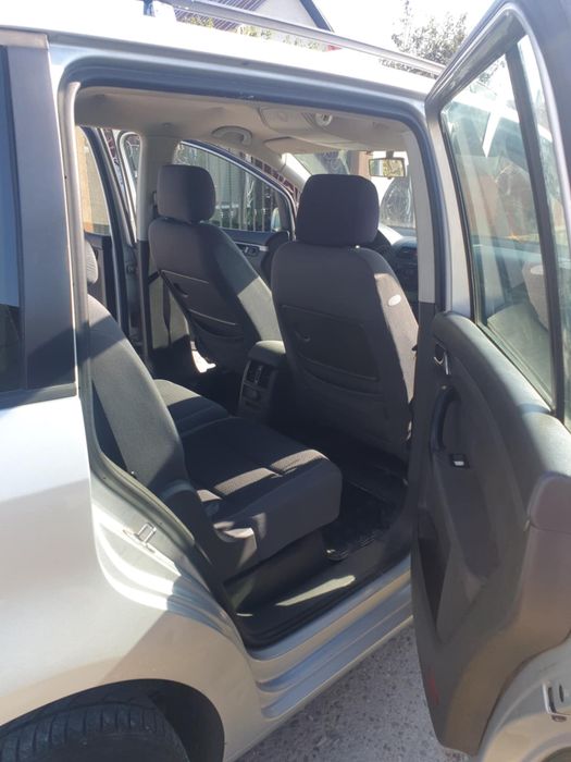 Vand vw Touran intretinuta