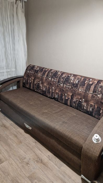 Продам диван. Раскладной.