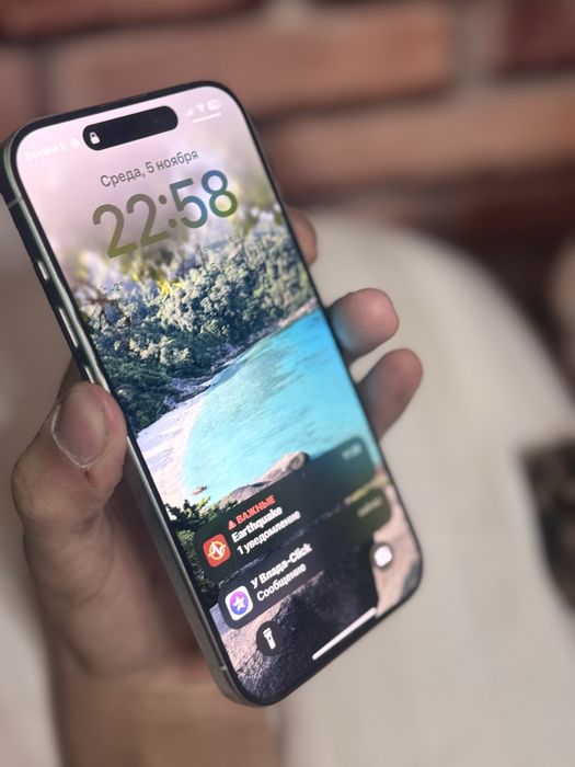 iPhone 15 pro 256g 86%