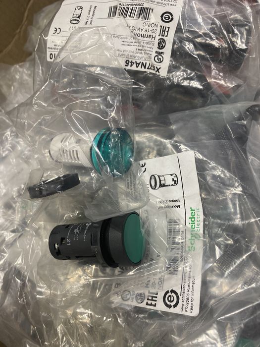 Продам лампочки и кнопки